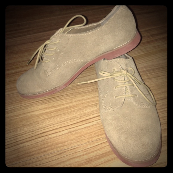 Bass suede "Emma" bucs