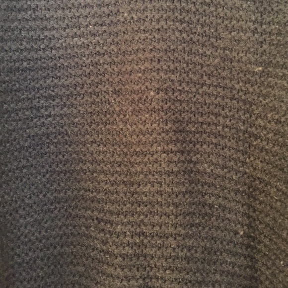 Charcoal grey knit sweater. - Picture 2 of 2