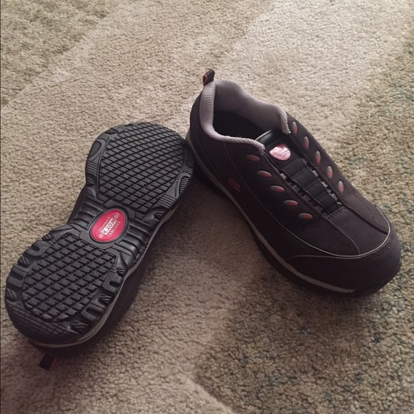 ❌❌SOLD❌❌Women's Skechers Safety Toe Shoes - Picture 1 of 3