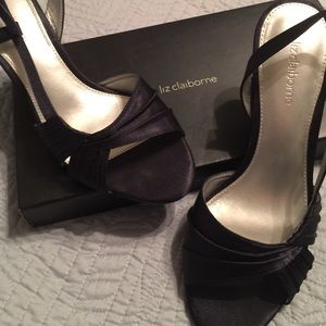 Liz Claiborne Navy 3" Heels