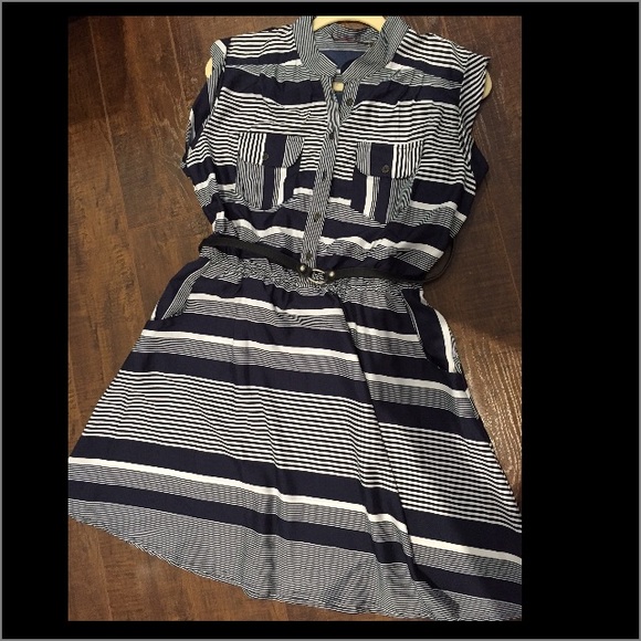 Cute dress! - Picture 2 of 3