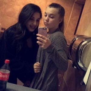 Meet your Posher, Zoe