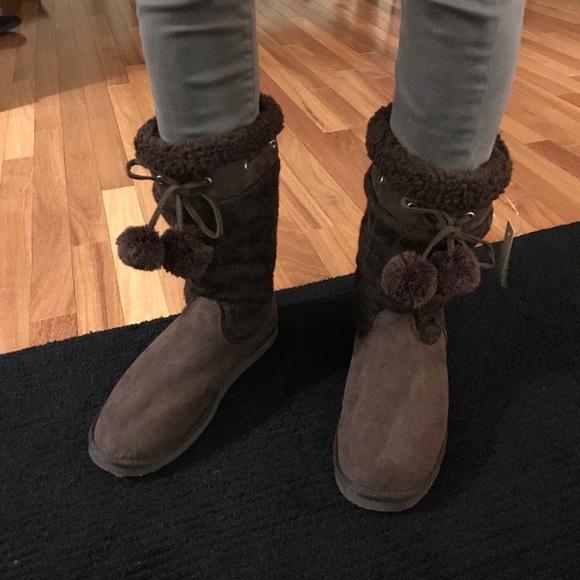 NWT Sweater Boots - Picture 3 of 4