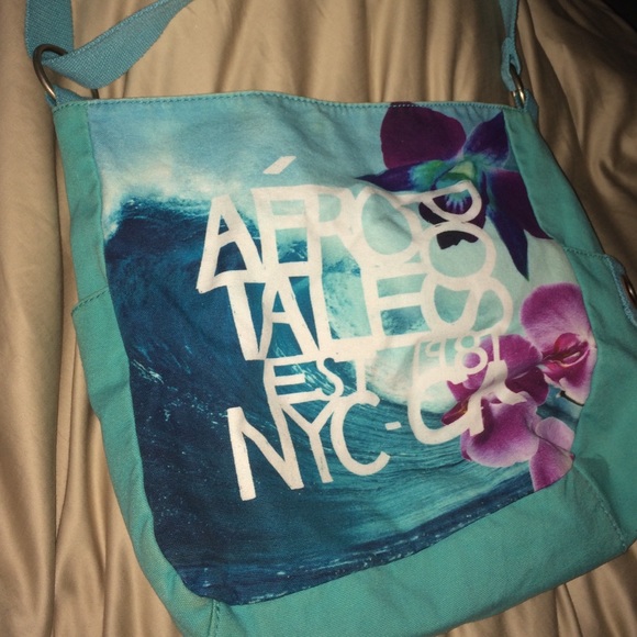 Aero Tote