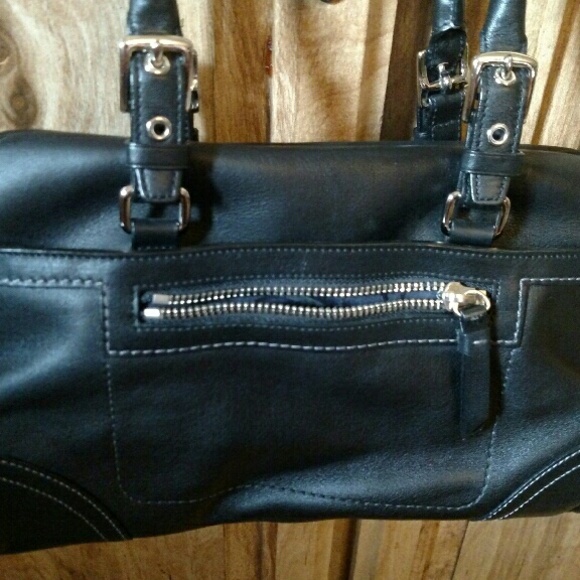 Coach - Picture 2 of 3