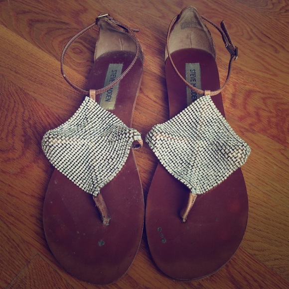 Worn and loved Steve Madden shineyy flat