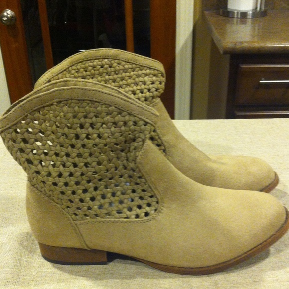 Mossimo Supply Co. Shoes - Ankle Boots