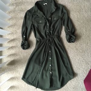 Super cute olive green dress.