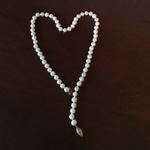 Beautiful 16" freshwater cultured pearl necklace