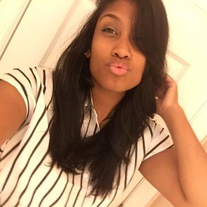 Meet your Posher, Monika