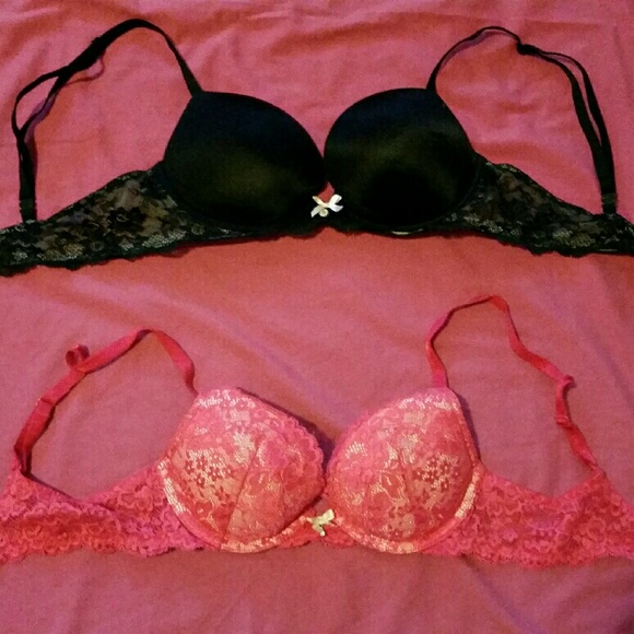 TWO VICTORIA SECRET PUSH UP BRAS