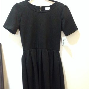 Lularoe Amelia Dress black NWT