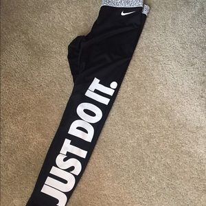 Nike pro hydro warm mezzo waistband tights