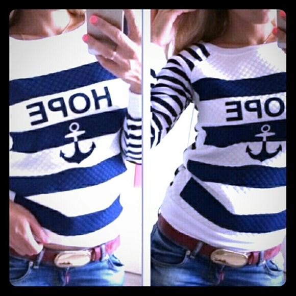 Hope Anchor Womens Sweater size M