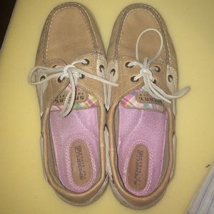 Tan/Plaid sperry's!