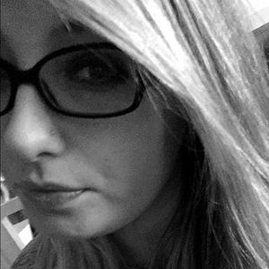 Meet your Posher, Kaylie