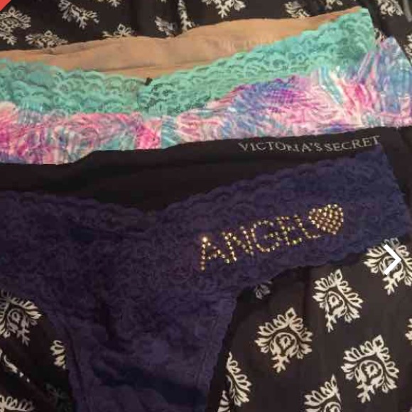 NWOT Victoria's Secret Thong bundle! 5 hour sale!