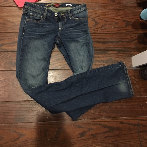 jeans