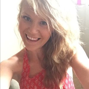 Meet your Posher, Rebecca