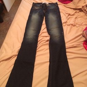 ‼️SALE‼️ Boot cut Hollister jeans!
