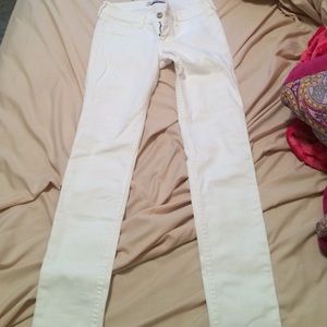 Brand new white jeans from Hollister!