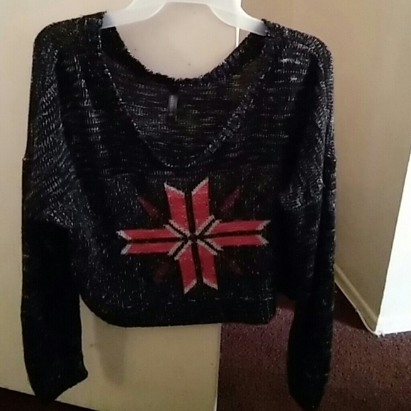 Crop top sweater