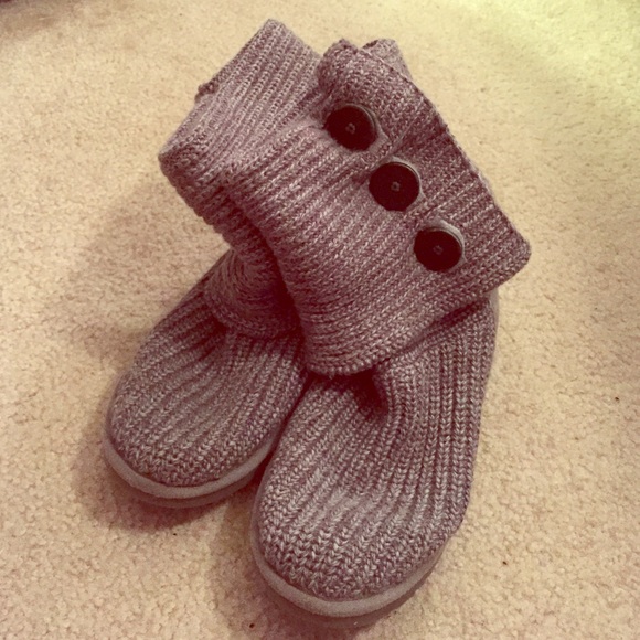 Gray Knit Uggs 💕