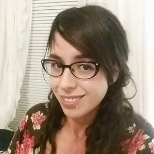 Meet your Posher, Adrienne