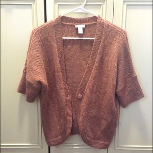Sweater/cardigans with snap