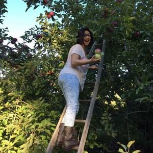 Meet your Posher, Annie