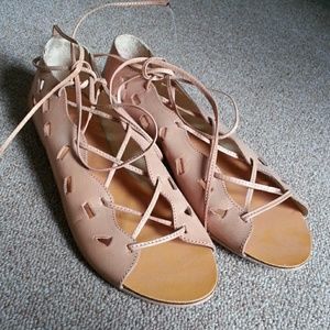 Lace up Ecote sandals