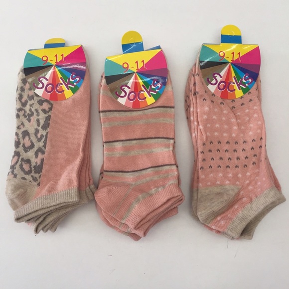 9 Pairs of Cute Ankle Socks
