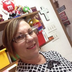 Meet your Posher, Joni
