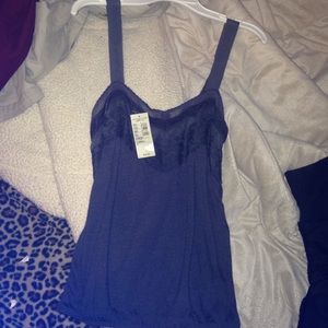 American eagle V tank gray top