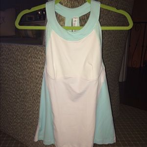 Lululemon tank top