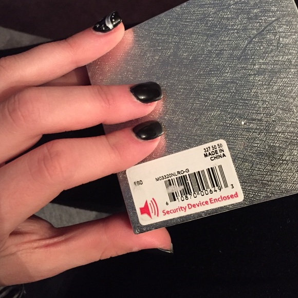 NECKLACE - Picture 4 of 4