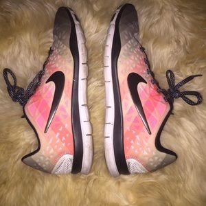 Nike Free TR Fit 3 (Pink & Grey)