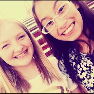 Meet your Posher, Katelyn