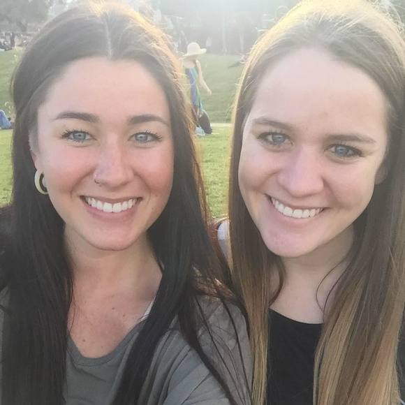 Meet your Posher, Ariel - Picture 1 of 1