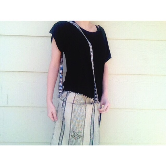 Handmade Baja tan black cross body bag purse - Picture 3 of 3