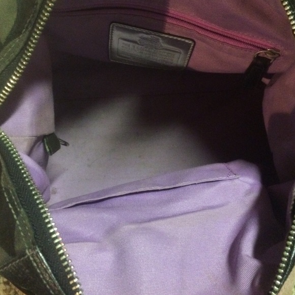 Coach Medium Black Handbag - Picture 4 of 4