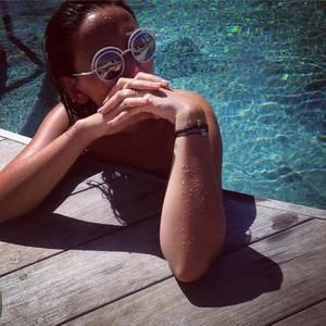 Meet your Posher, Fanny