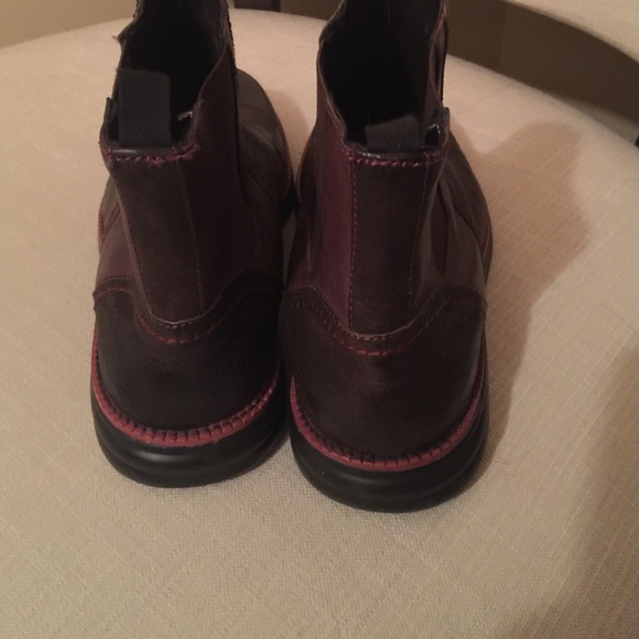 Donald J. Pliner  Boots Sz.10 - Picture 2 of 3