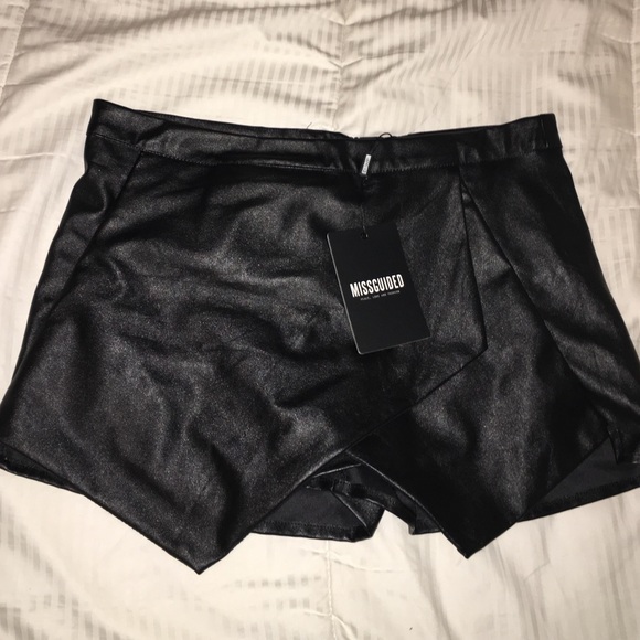 Missguided Pleather Skort