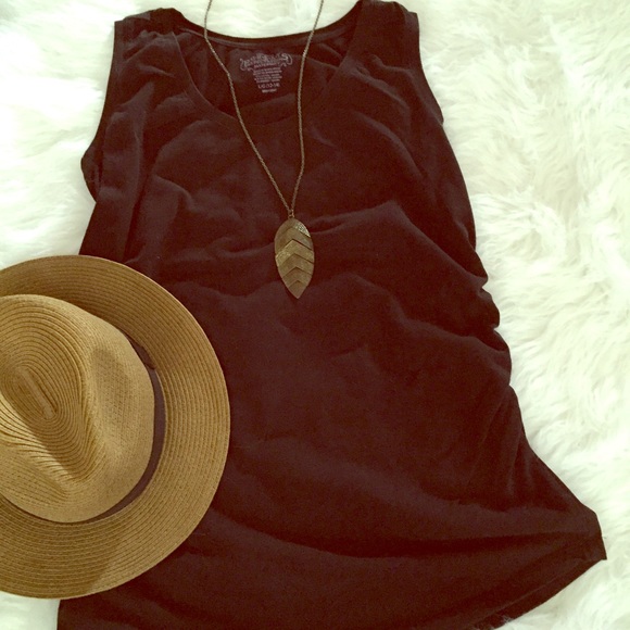 ❌SOLD❌Maternity 🐧 black tank top