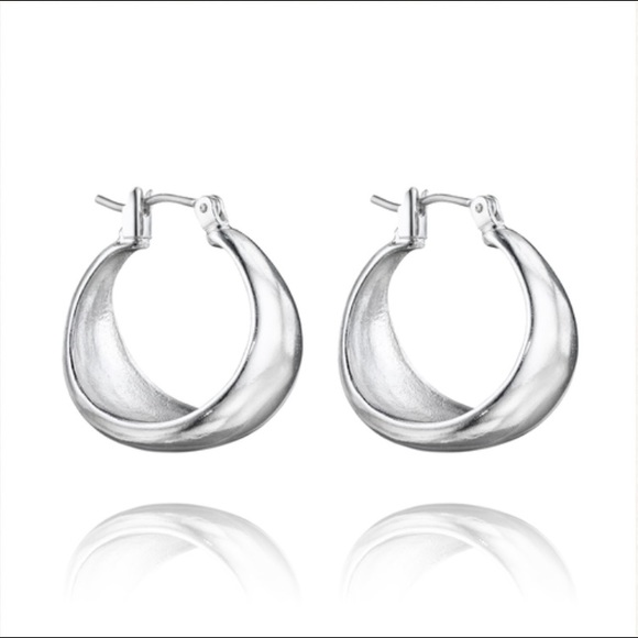 La Lune Sculpted Click-Top Hoop Earrings