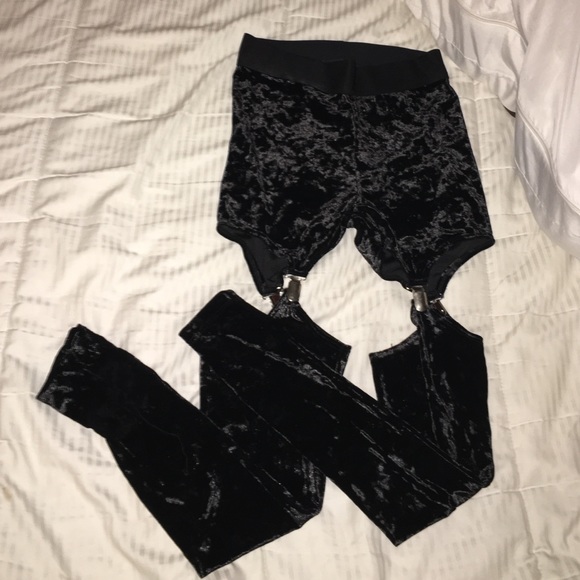 Velvet legging with cutouts