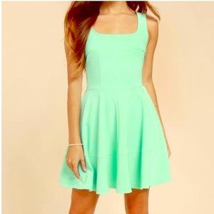 Mint Lulus dress- Never worn!