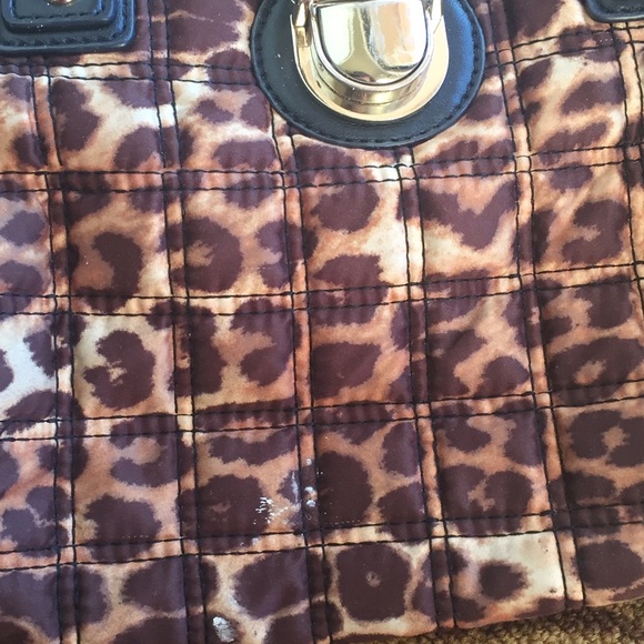 Express Cheetah Bag - Picture 2 of 4