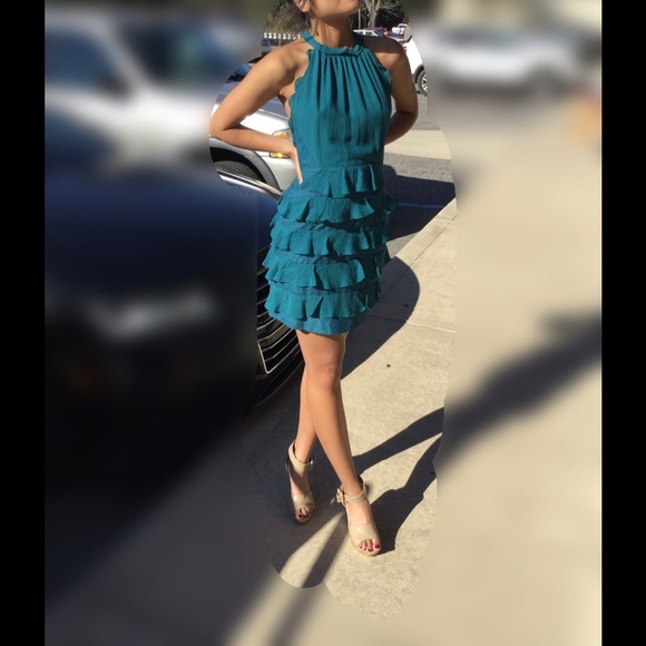 Backless dress